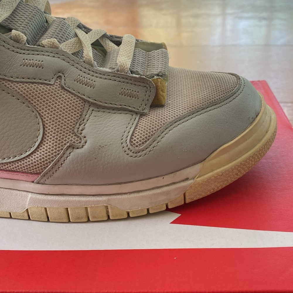 EUC Nike Air Dunk Jumbo with box size 9 mens in sail/light silver-mint foam. - Picture 11 of 14